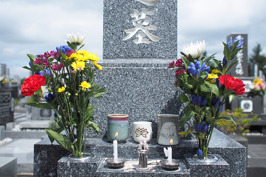 当店スタッフが真心を込めて代行いたします